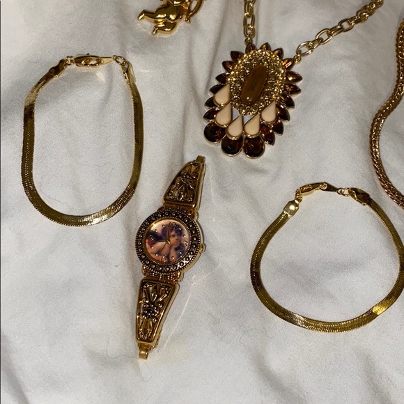 ๐ BEAUTIFUL GOLD TONE JEWELRY LOT ๐ - Picture 3 of 8